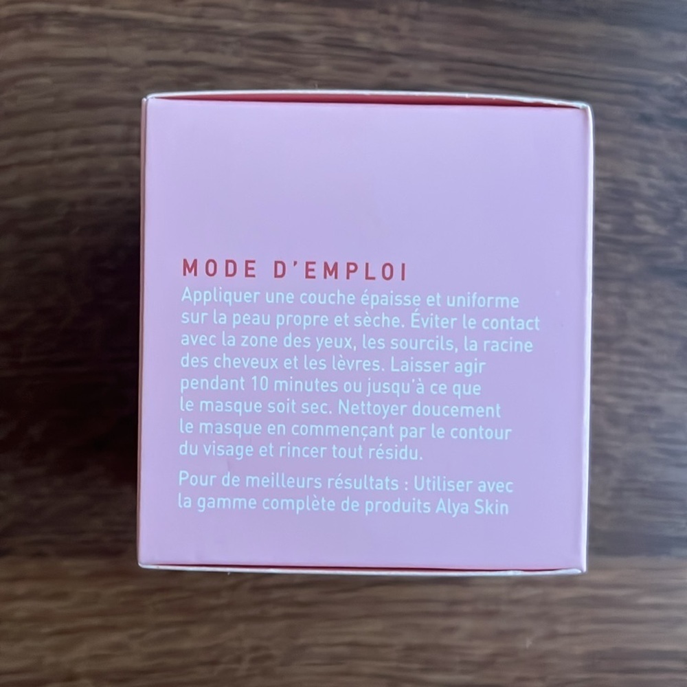 NWT Alya Skin Pink Perfect Skincare Box - Picture 5 of 12